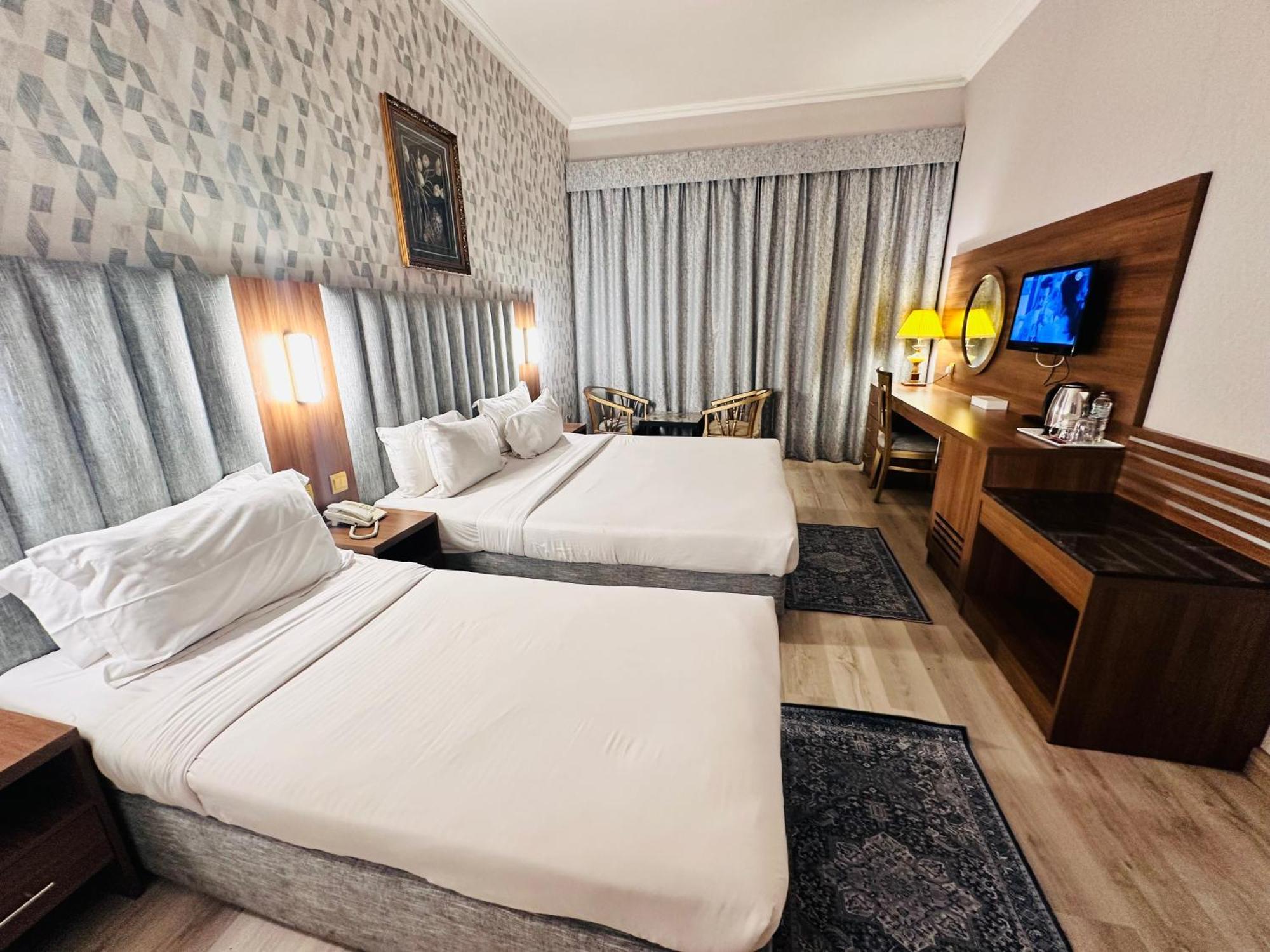 Bliss Square Hotel Dubai Eksteriør bilde