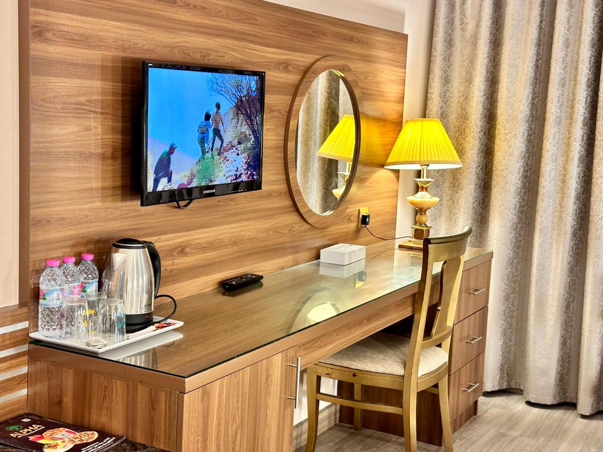 Bliss Square Hotel Dubai Eksteriør bilde