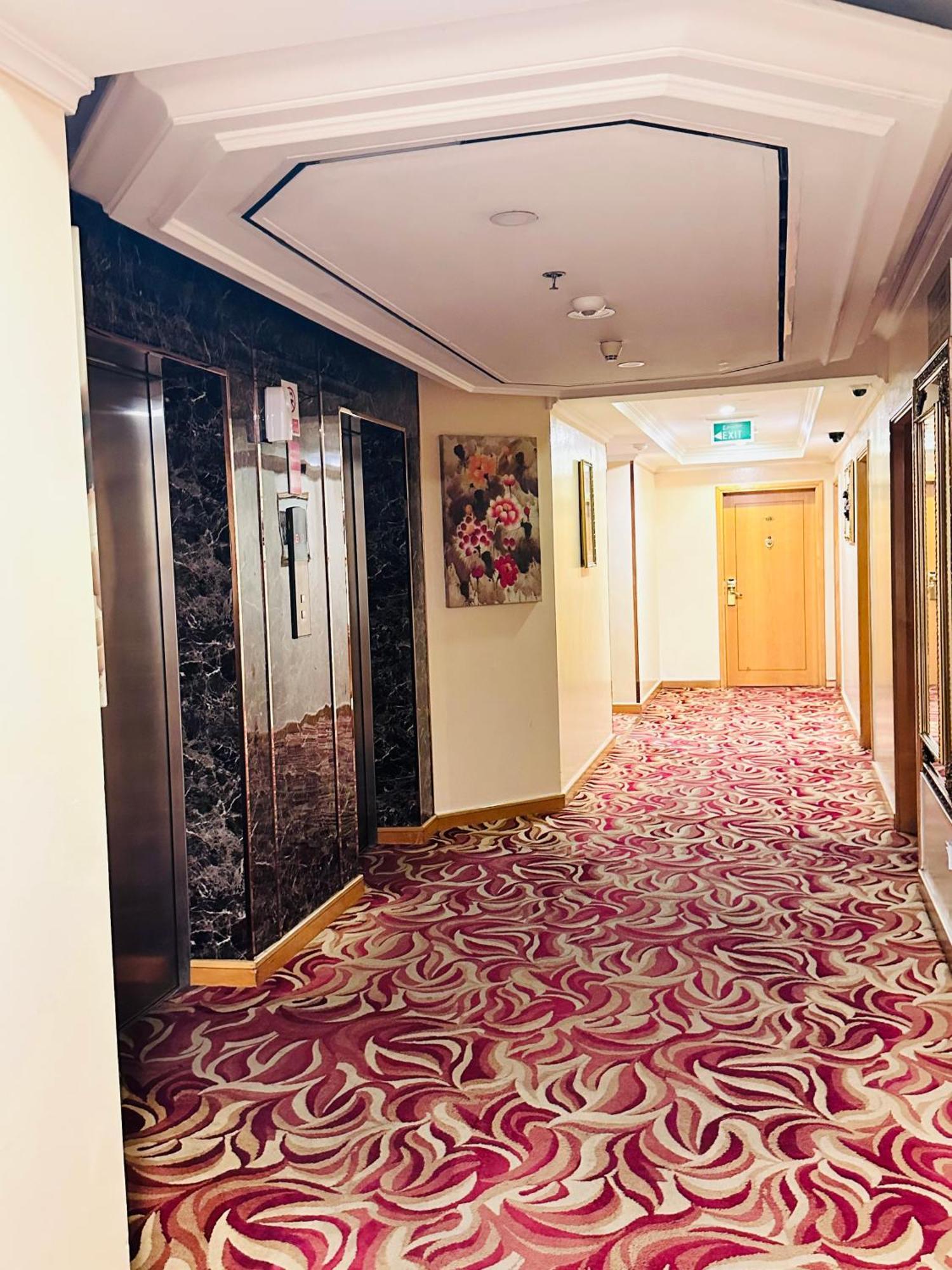 Bliss Square Hotel Dubai Eksteriør bilde